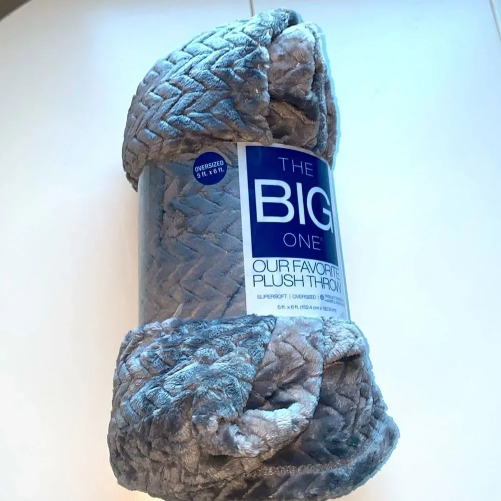 The Big One Plush Throw Blanket Grey Chevron Textured Soft 60